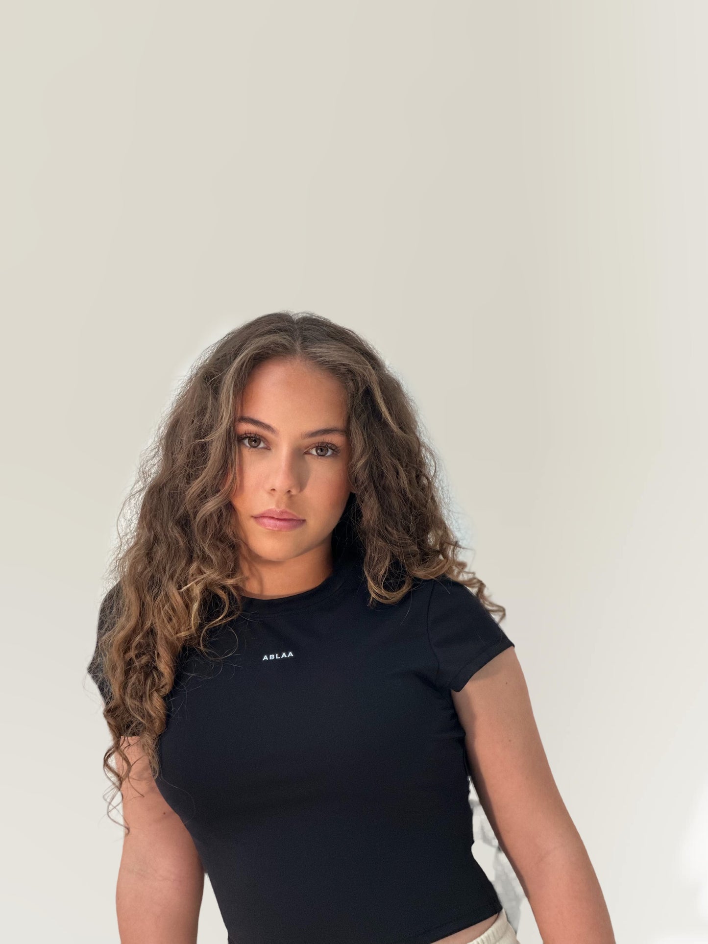T-shirt Noir de Yoga Femme – Léger et respirant